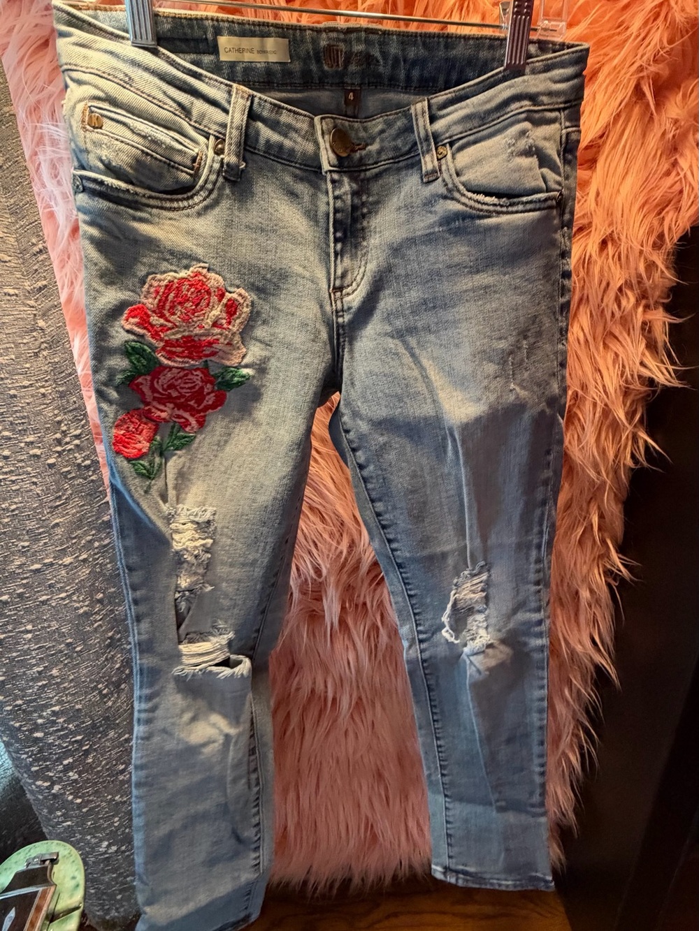 KUT from the Kloth Boyfriend Jeans with Red Rose Embroidery - Light Blue SZ 4